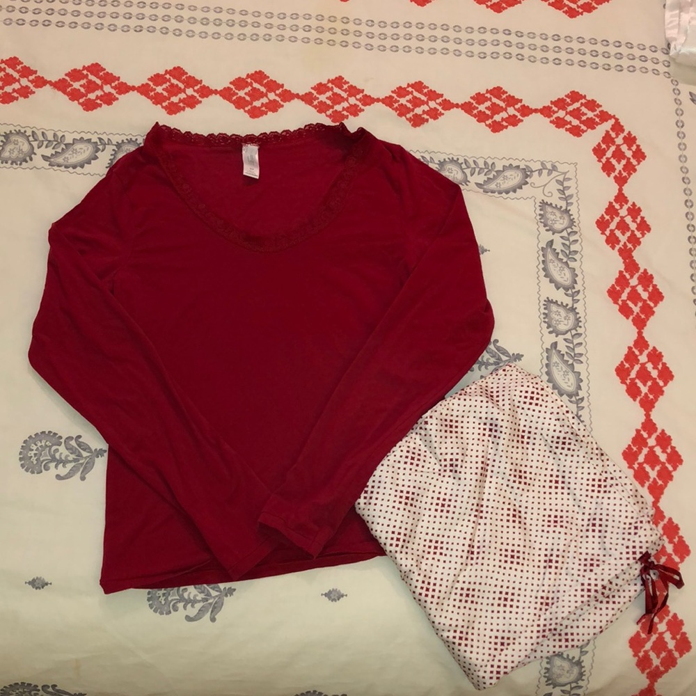 Gap body pajama set (top and bottom)